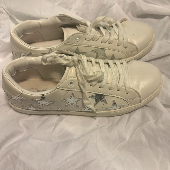 D2G - Picture 2 of 4